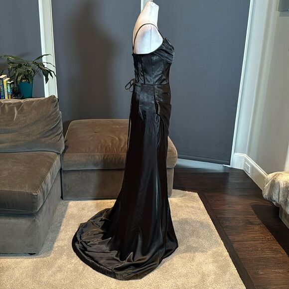 Women’s Black Full Length Prom Party Dress Criss Cross Straps & Leg Slit Size 8 - Picture 4 of 15